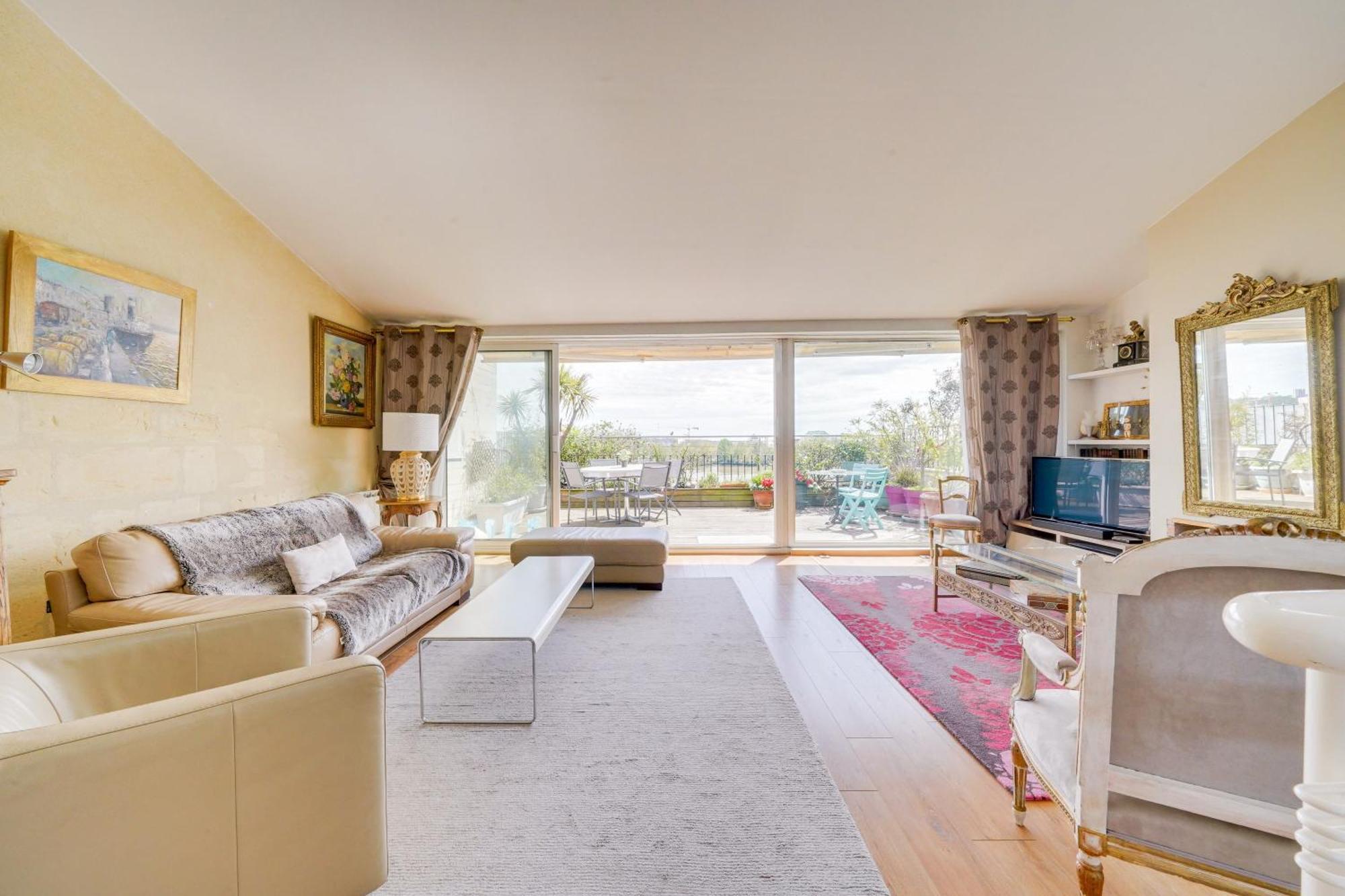 Apartamento Le Renversant - D'exception De 160m2 Bordéus